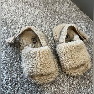 Cream sherpa slides